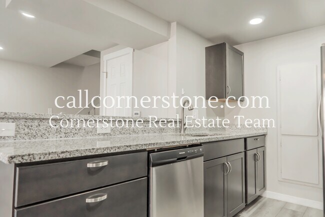 Building Photo - 4877 Bluestem Dr