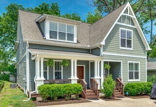 Building Photo - Beautiful 3BE/2.5BA by Invent Communities/...