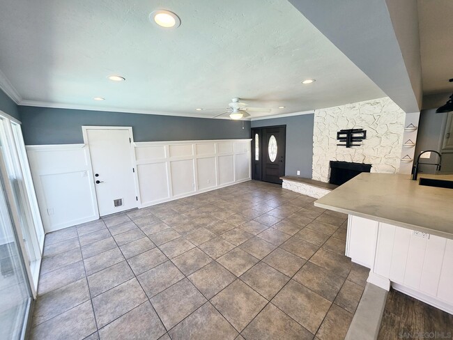 Building Photo - 7930 Cinnabar Dr