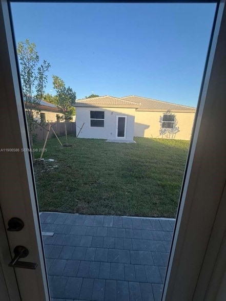 Building Photo - 16203 SW 147th Ave