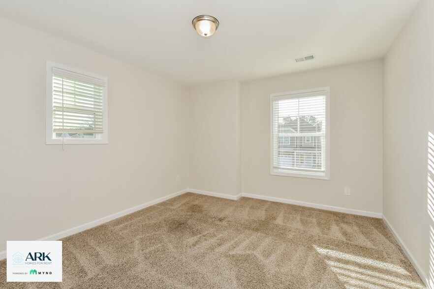Building Photo - 166 Wahoo Cir