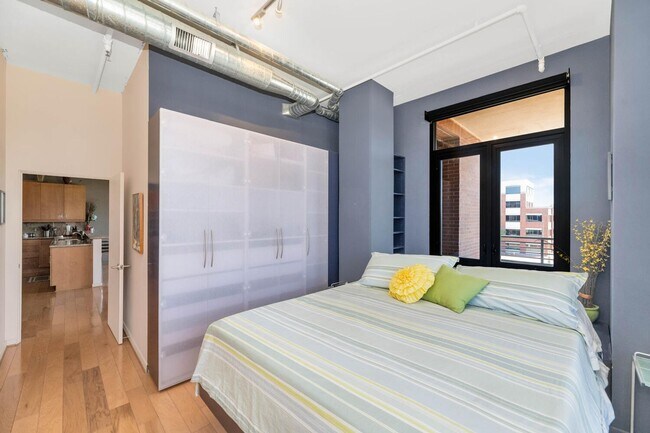 Building Photo - Rates Vary: $3,995 - $7,495