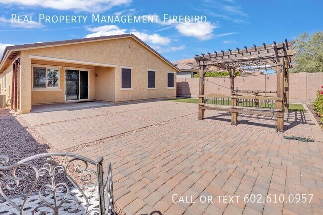 Building Photo - 30817 N 25th Dr