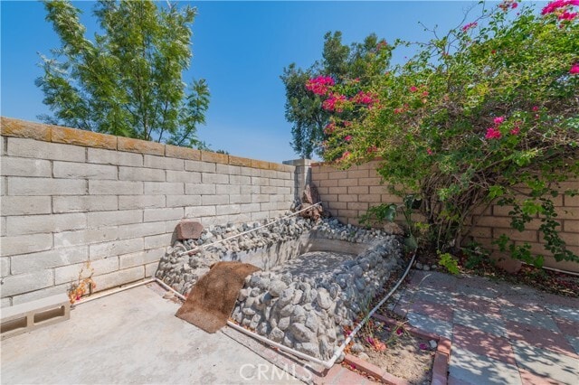 Building Photo - 6452 Vía Del Rancho