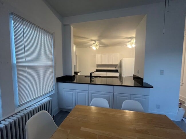 Building Photo - Brookland Grand 4917 sqft 8bd 3.5bth Home | Huge Front Porch | Large Back Yard