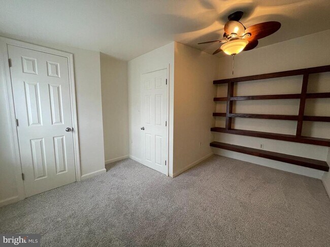 Building Photo - 1315 S Howard St