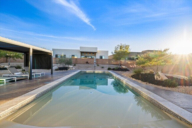 Building Photo - 4739 Fish Rock Cir