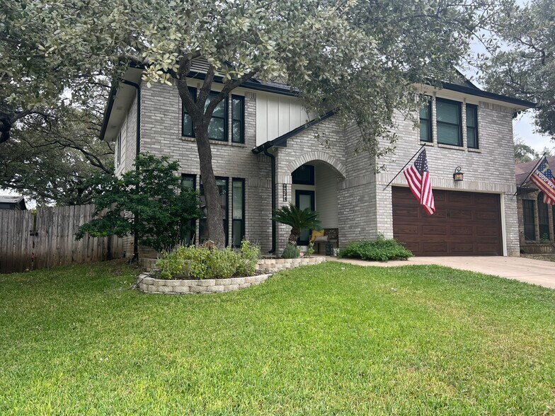 Building Photo - 9234 Fishers Hill Dr