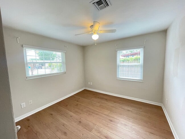 Building Photo - 44 S Cortez Ave