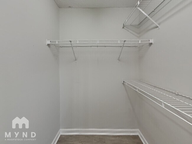 Building Photo - 123 Pay Day Ln