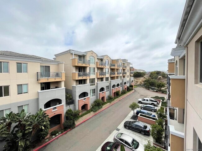 Building Photo - 3857 Pell Plz