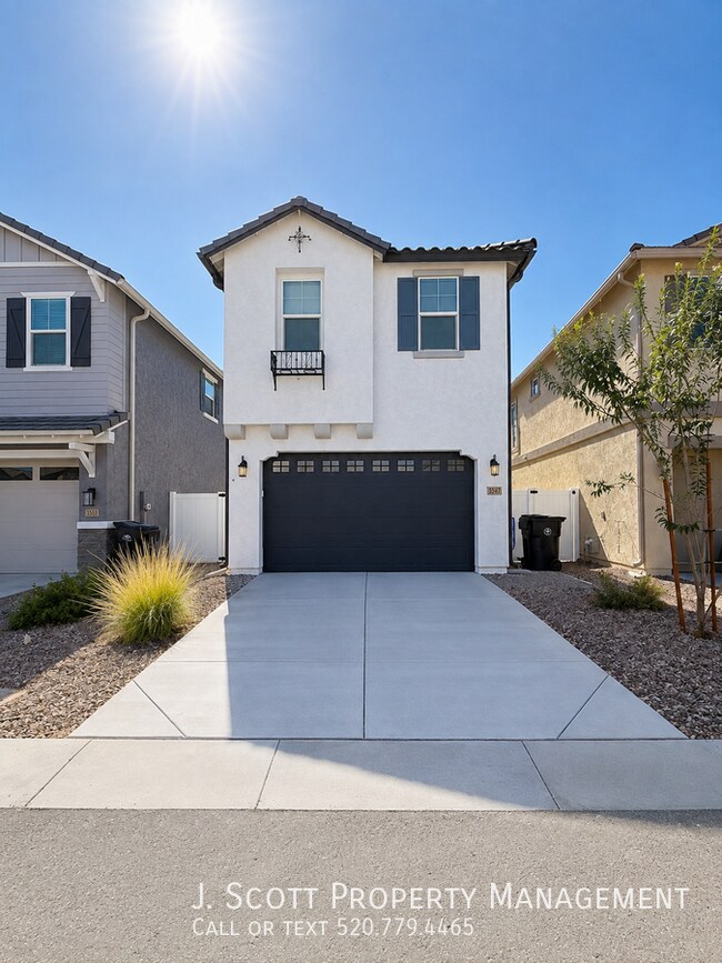 Building Photo - 3347 South Lily-