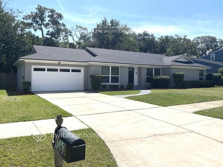 Building Photo - 4063 Greenwillow Ln W