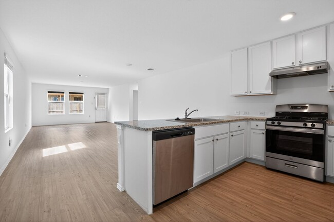 Building Photo - 2 Week Free Move-In Special!! 4/2 w/ Modern Layout in Growing San Antonio Community