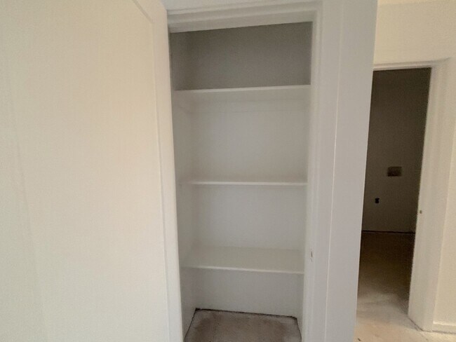 Building Photo - 361 W 400 S