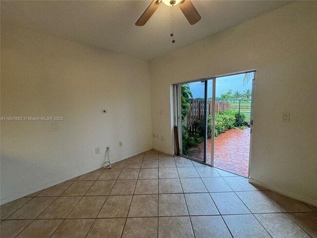 Building Photo - 12701 SW 49th Ct