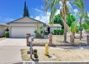 Building Photo - Adorable and Spacious 3 bedroom House in C...