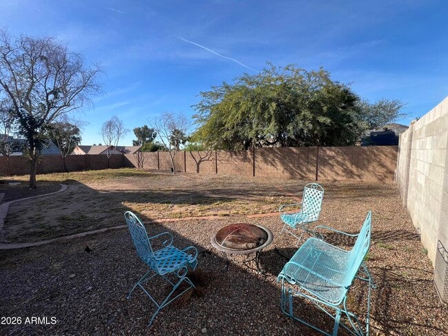 Building Photo - 10038 S 46th Pl