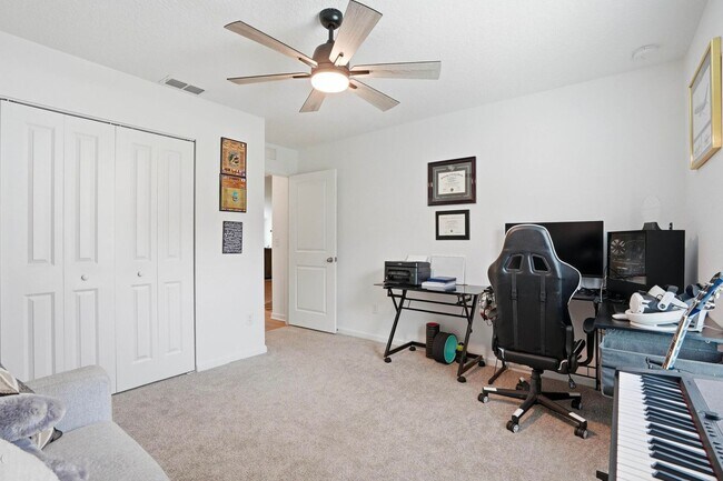Building Photo - 5043 Big Pine Dr