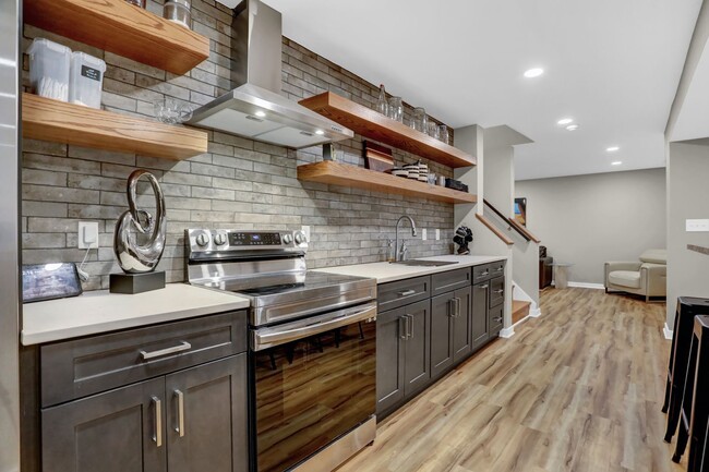 Building Photo - An Unbelievable Rental Opportunity – Grand...