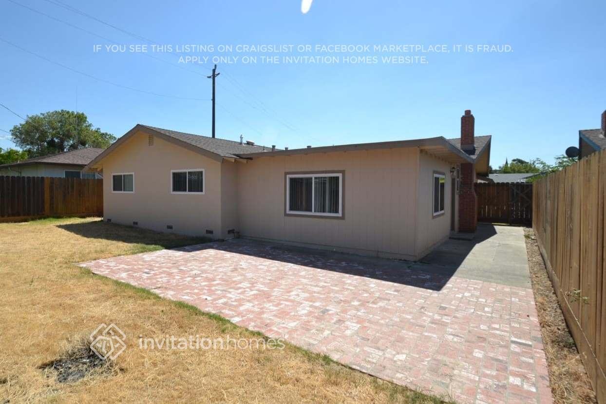 Building Photo - 110 Tahoe Dr