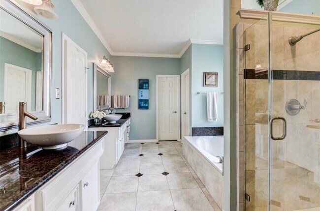 Building Photo - 2107 Pitching Wedge Ct