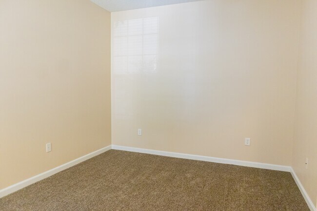 Building Photo - 6589 White Blossom Cir