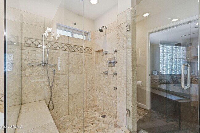 Building Photo - 1426 N Omaha Cir