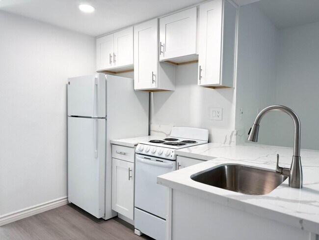 Interior Photo - University Place