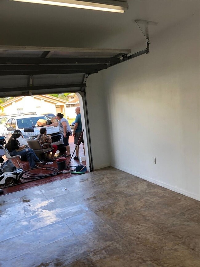 Building Photo - 6132 NW 181st Terrace Cir W