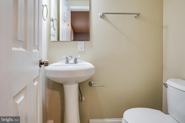 Half Bath - 269 4th Ave