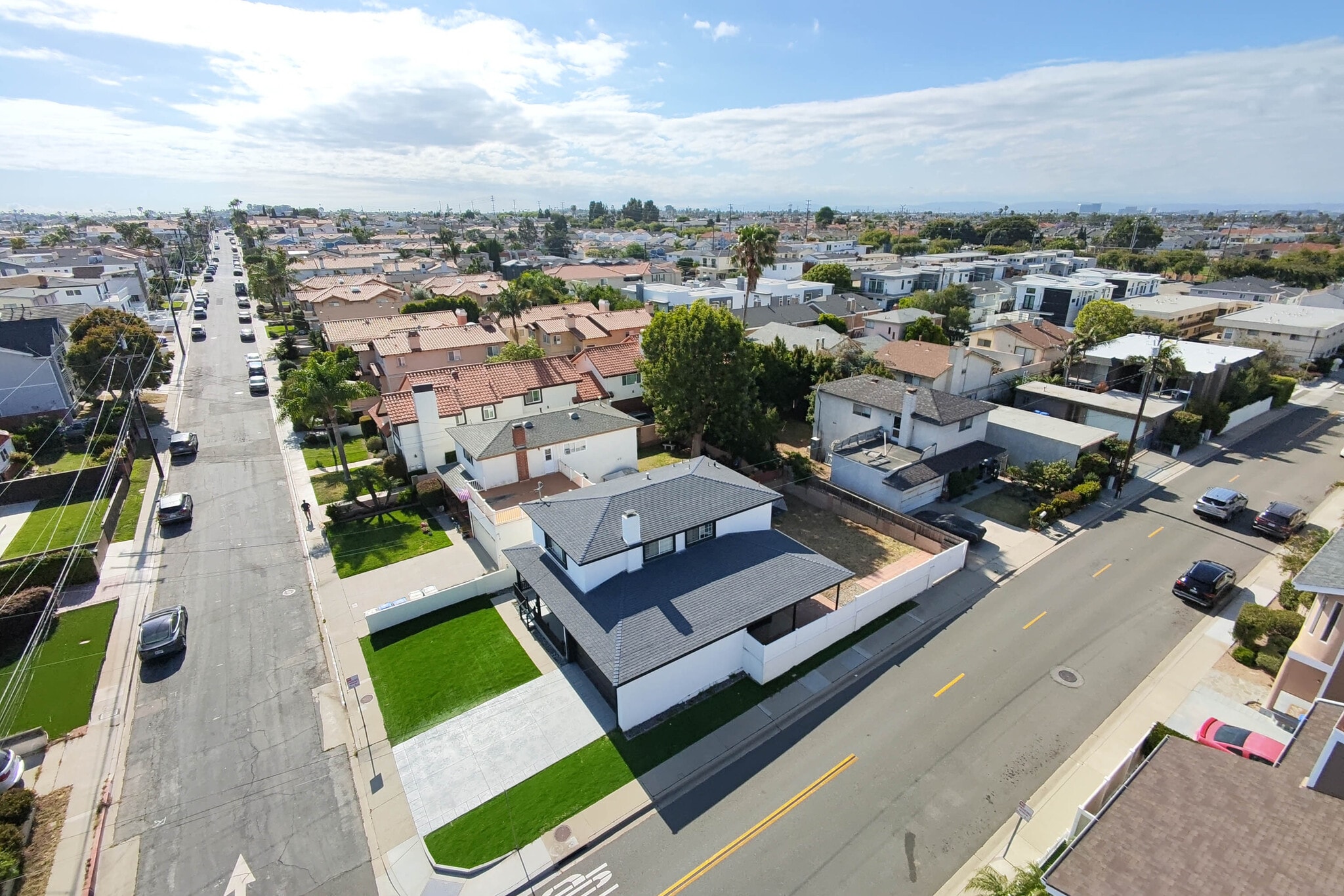 Wonderful corner lot location - 2323 Harriman Ln
