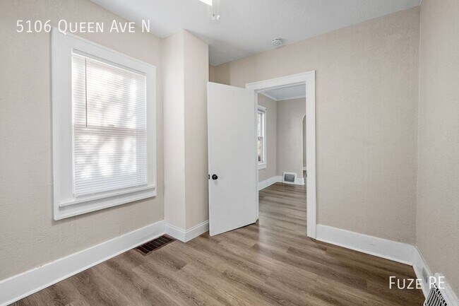 Building Photo - 5106 N Queen Ave