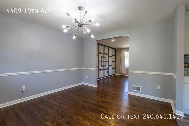 Building Photo - 4409 19th Ave