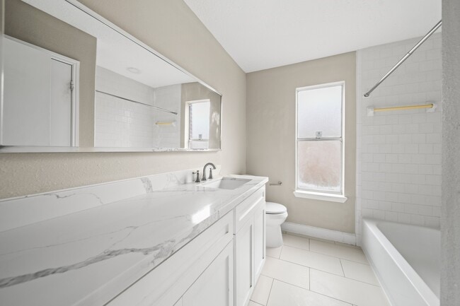 Building Photo - 7010 Pembrough Ln