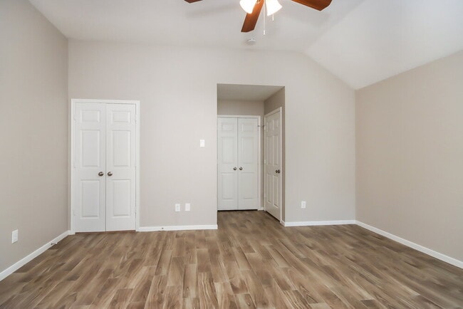 Building Photo - 1414 Summer Rain Dr