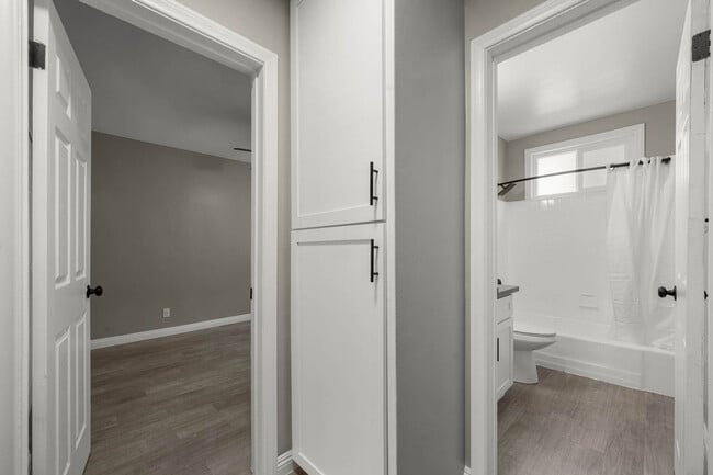 Building Photo - 4036 Gelber Pl