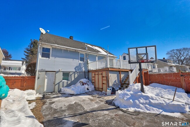 Building Photo - 33 Harland Ave