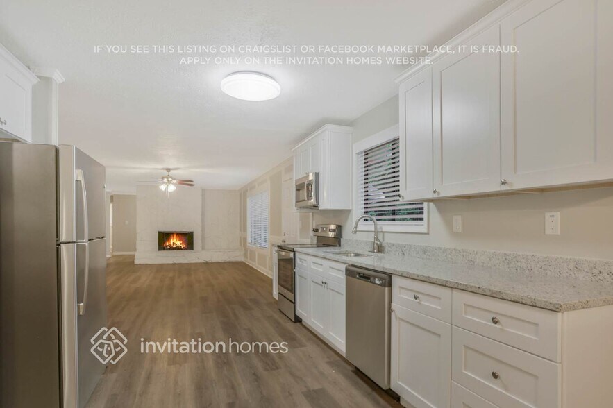 Building Photo - 4031 Linda Ln SW