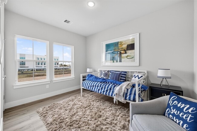 Building Photo - 6702 Metro Blvd