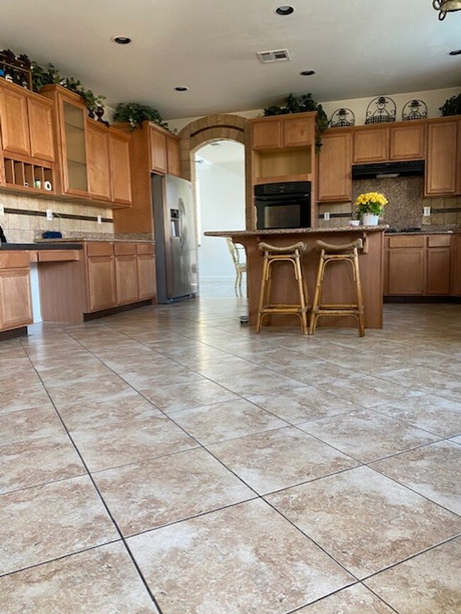 Building Photo - Beautiful 2 story home in Southern Highlands- Just Reduced AND 2 weeks Free!!