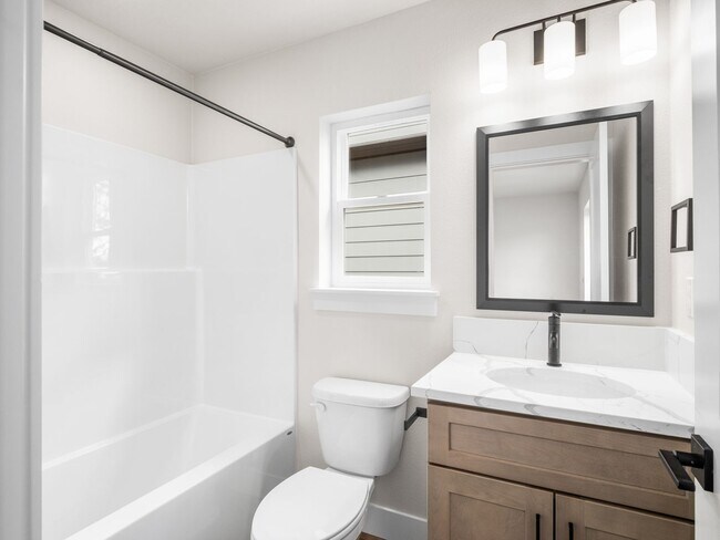 Building Photo - $500 off 1st month! Beautiful, brand spanking new 2-bdrm/2.5-bath duplex townhome! W/D, garage, q...