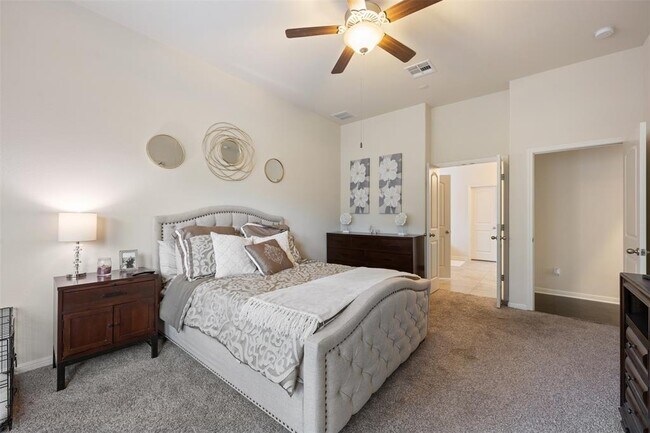 Building Photo - 2844 Coral Valley Dr
