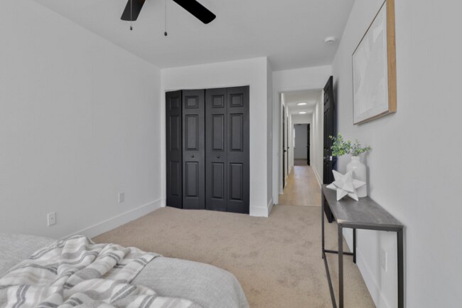 Building Photo - 1706 McCulloh St