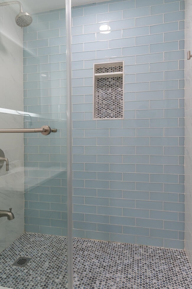 Building Photo - 270 Marin Blvd