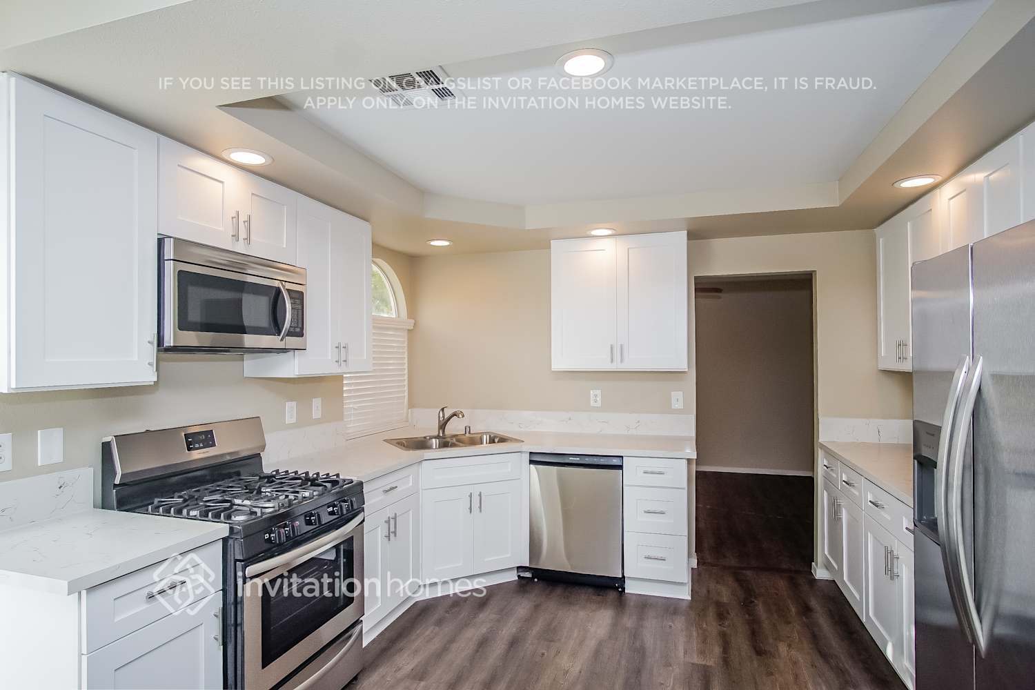 Building Photo - 2873 Aliso Dr