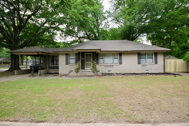 Primary Photo - GORGEOUS SPACIOUS CORNER LOT HOME FOR RENT