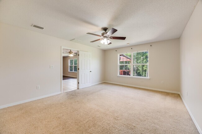 Building Photo - 4555 Wolf Track Ridge