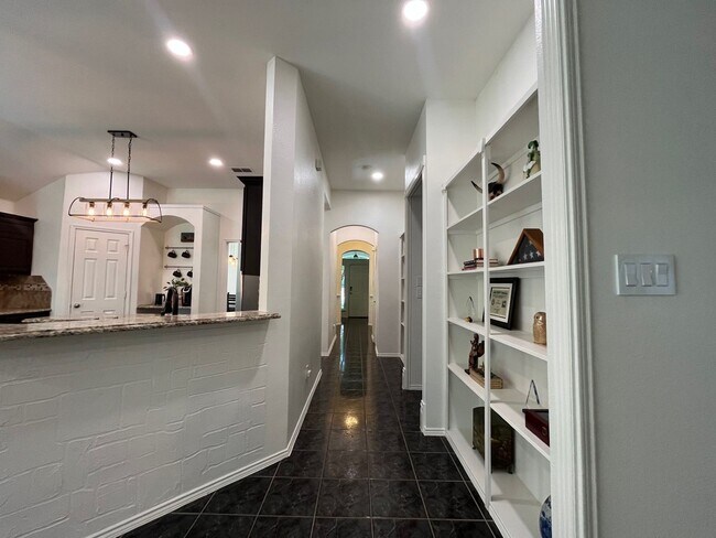 Building Photo - COMING IN OCTOBER! MODERN HOME IN NRH!