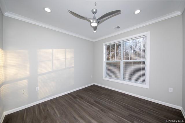 Building Photo - 718 Charles Pond Dr